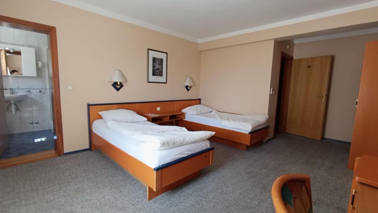 Hotel Delminium Ilidža Екстериор снимка