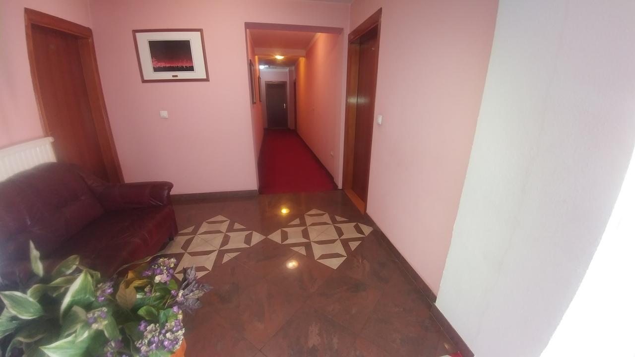 Hotel Delminium Ilidža Екстериор снимка