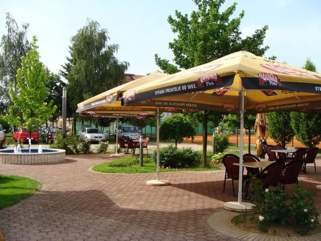 Hotel Delminium Ilidža Екстериор снимка
